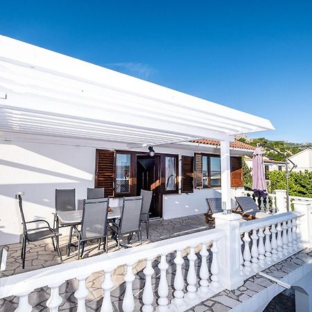 House Petra On The Beach-Sea Cesarica Exterior photo